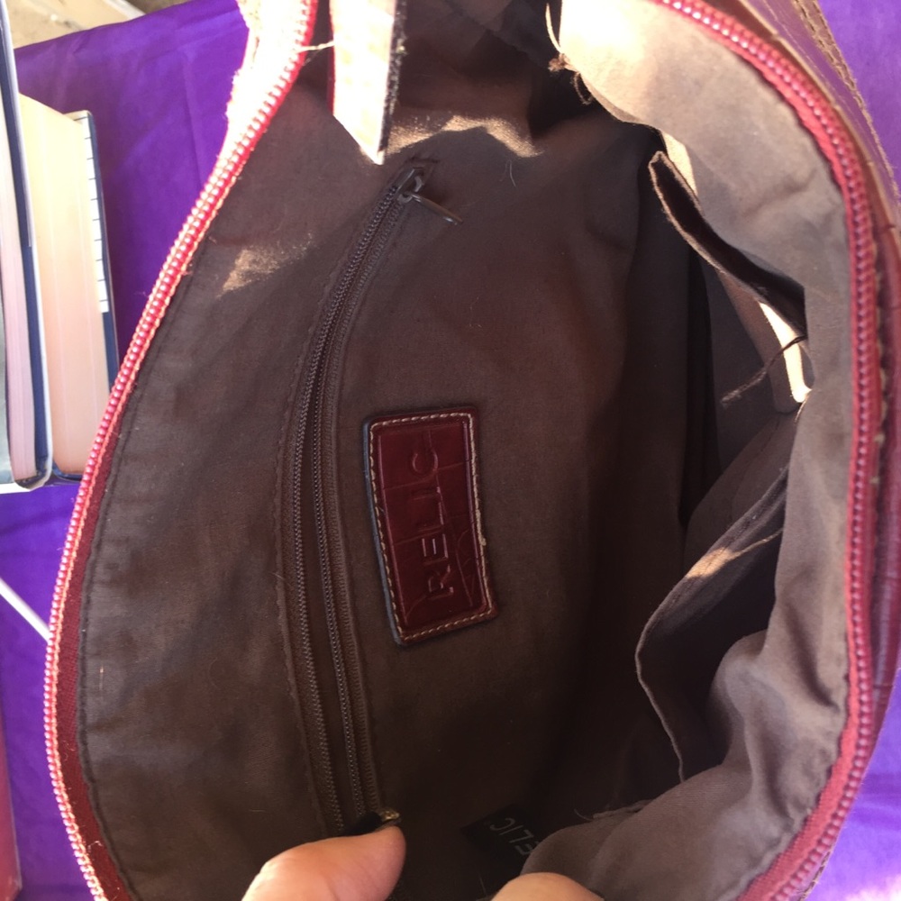 Handbag - Picture 3 of 4